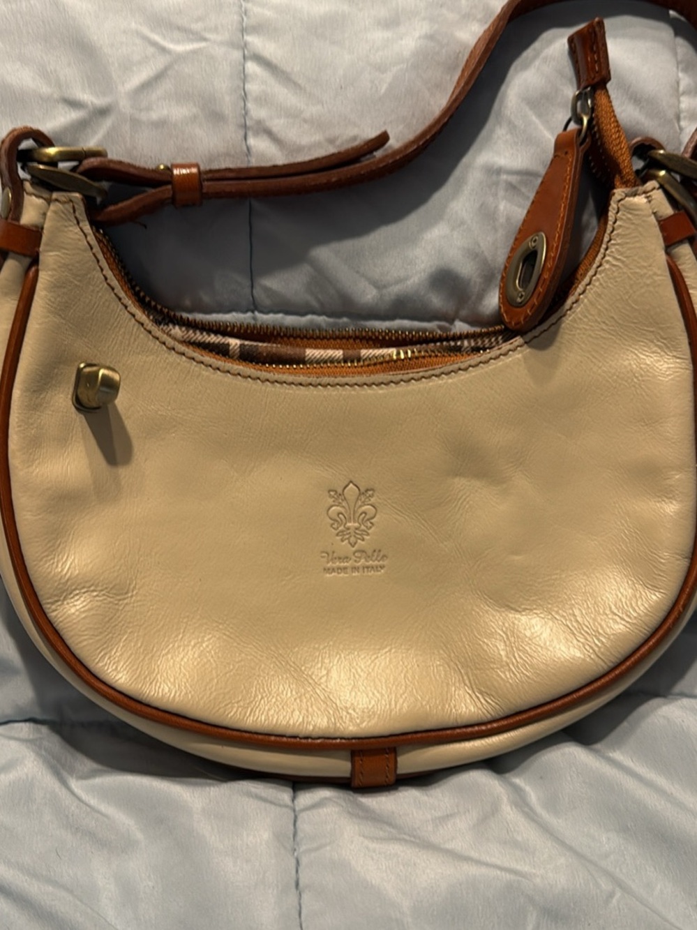 Vera Pelle Cream Leather Shoulder Hobo with Brown Trim